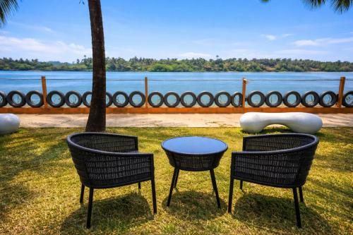 TAM BoSa Beach Retreat in Varamballi