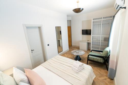 The Hotel 48 - image 21
