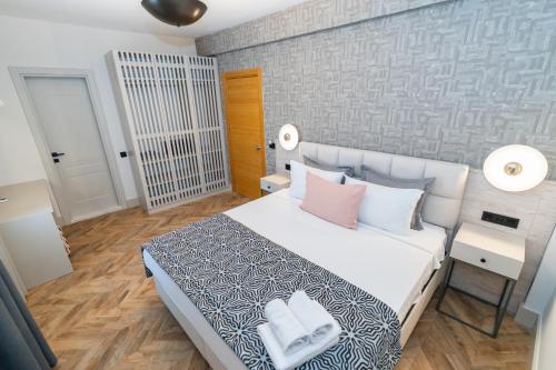 The Hotel 48 - image 27