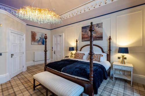 The Gifford Room Type - Superior King Room