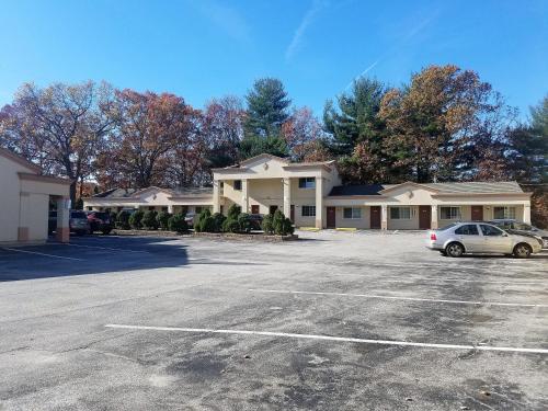 Travelers Lodge