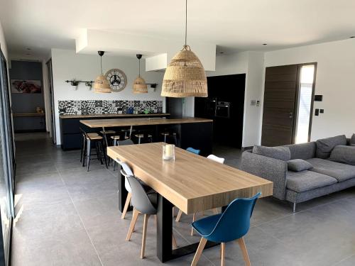 Villa les Deux Chênes (Villa les Deux Chenes) in Saint-Marcellin-les-Vaison