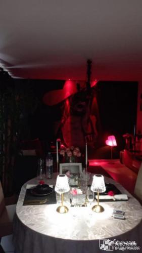 Seadmed, BLŌM Suite romantique, spa privé & salle de massage, petit dej inclus (BLOM Suite romantique, spa prive & salle de massage, petit dej inclus) in Douai