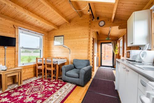 Peaceful log cabin nr Ross-on-Wye, Herefordshire in Hentland
