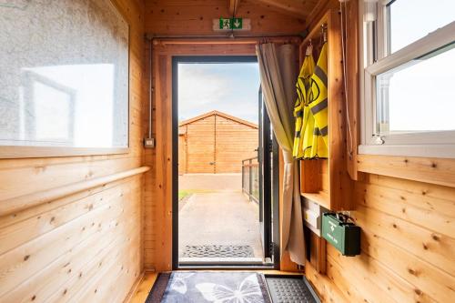 Peaceful log cabin nr Ross-on-Wye, Herefordshire in Hentland