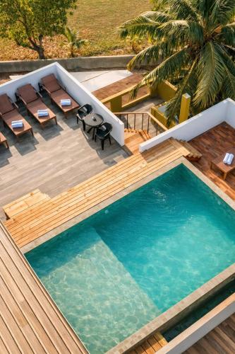 Cozy Roots Fuvahmulah – khách sạn tại Đảo san hô Gnaviyani
