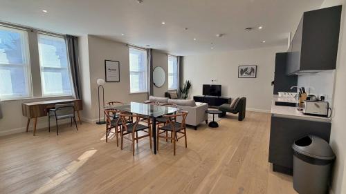 Fulham Hestercombe House by Viridian Apartments - image 10