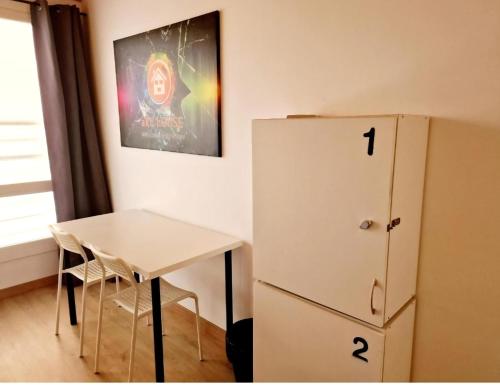Arc House Barcelona – Barcelona, NJ