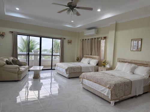 Mateos Villa in Danao