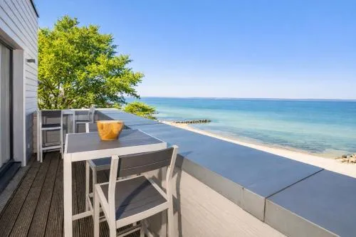 Ostsee Suite 1 - Strandperle in Niendorf, Deutschland