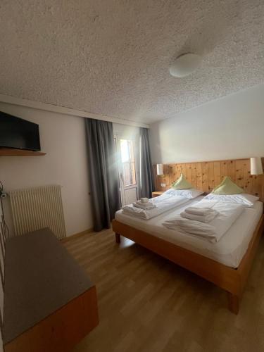 LAKE & RIVER Hotel Room Type - Double Room with Balcony