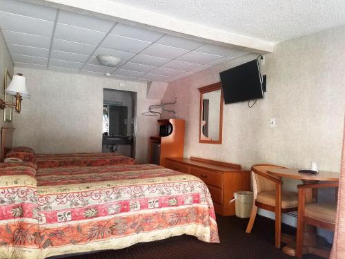 Travelers Lodge