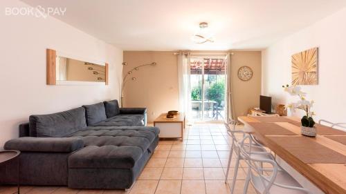 maison vacances 6 à 8 personnes parc du verdon (maison vacances 6 a 8 personnes parc du verdon) in Sillans La Cascade ciems