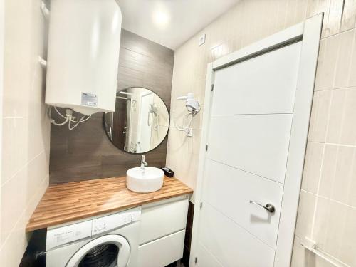 Piramides 1 Apartment - image 32