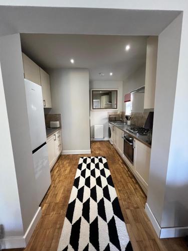 Hucknall cosy quiet bungalow sleeps 5 in Hucknall
