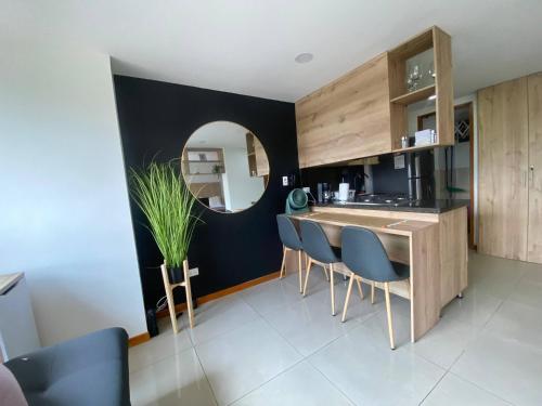 Cozy 2-Bedroom Apartment with Stunning City Views in Medelln