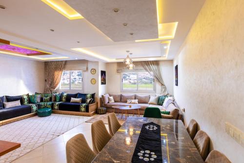 Medina 5 min Mountain & River View, Private Parking – khách sạn tại El Ayoun