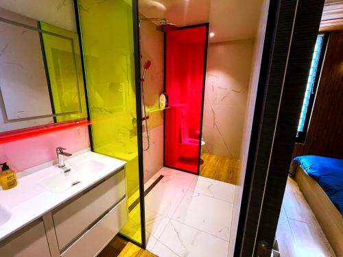 Chalet urbain-150m2 jardin privatif-15mn de Paris in Льо Бурже