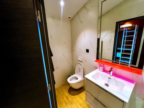 Chalet urbain-150m2 jardin privatif-15mn de Paris in Льо Бурже