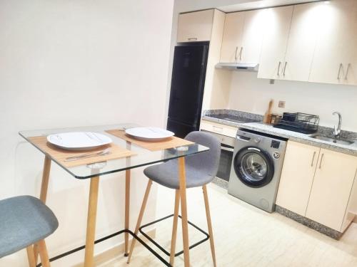 Kitchen, Studio Bien Equipe - Centre Casa WiFi & Parking in Roches Noires