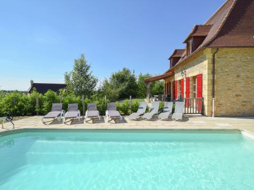 Luxury villa with private pool panoramic views and space for two families gîte à louer Ladignac-le-Long