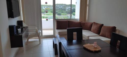 Departamento impecable en Tonsupa, Conjunto Salaverry VI in 阿塔卡梅斯