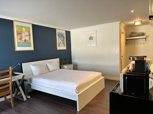 1 queen bed