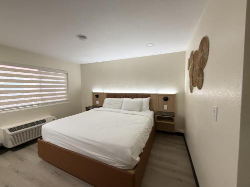 Sunrise Inn San Diego in Roseville-Fleet Ridge