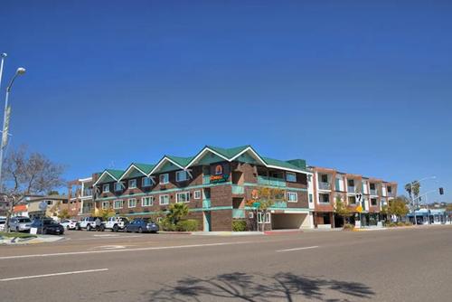 Sunrise Inn San Diego in Roseville-Fleet Ridge