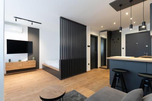 Sunny Danube Quay Luxe Studio