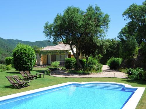 Vista exterior, Serene Villa in Calonge with Private Swimming Pool in Romanyá De La Selva