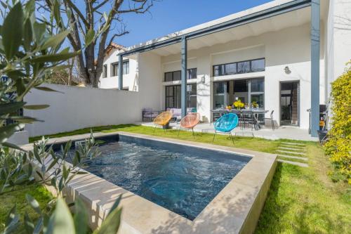 Villa moderne avec piscine - Proche Marseille