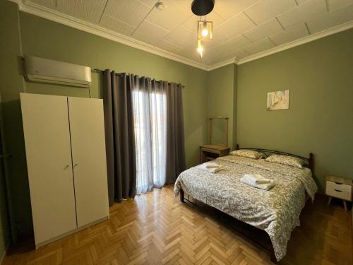 Sfiggos 54 Guest House - image 18