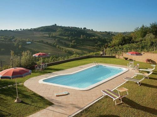 Beautiful Farmhouse in Montecarotto with Private Terrace gîte à louer Piagge