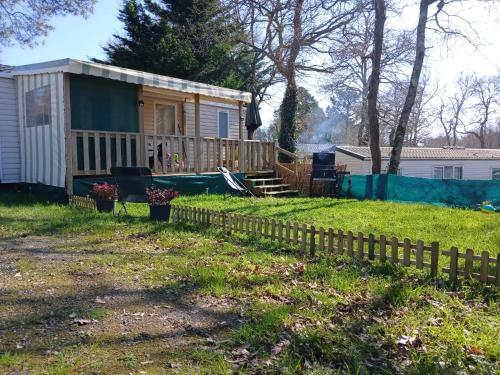 Mobil-Home Cosy 4-6p - Calme et Detente - Terrasse couverte - 4 etoiles - Camping - Pont-Aven