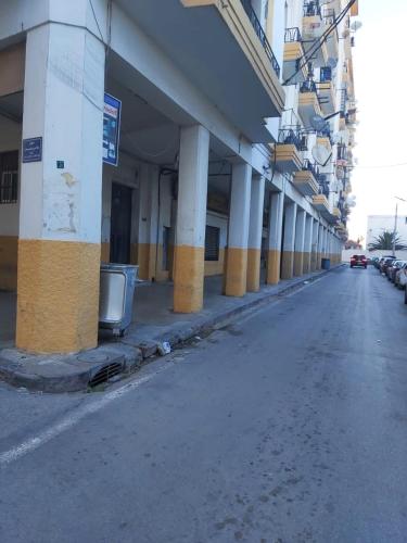 Appartcirta in Κωνσταντίνη
