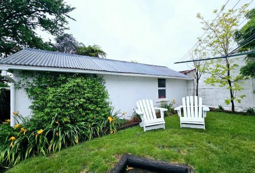 The Back Haus - Private Guesthouse near the Redwoods – khách sạn tại Lynmore