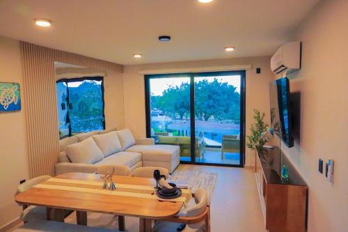 Petunia 2BR Apartment in Vallarta - New with Pool