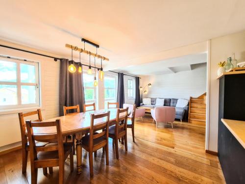 Résidence Hameau - Chalet spacieux · Poêle à bois · WIFI gratuit et illimité · Garage MAE-7359 - Location, gîte - Arâches-la-Frasse