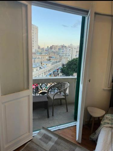 Agora House for men only 仅限男性 in Alexandria