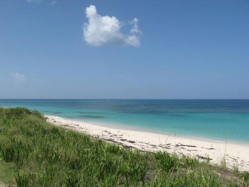 Condo w/Views, Beach, Htd Pool, Pickleball, Golf Cart,Gym, Walk to Restaurant in James Pt