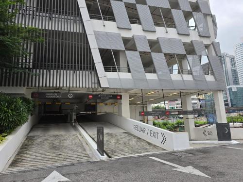Grand Suites Quill Residence KLCC - image 2
