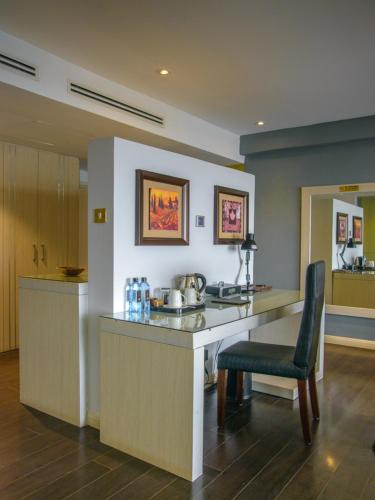 Tesis özellikleri, Cloud Hotel and Suites in Nairobi