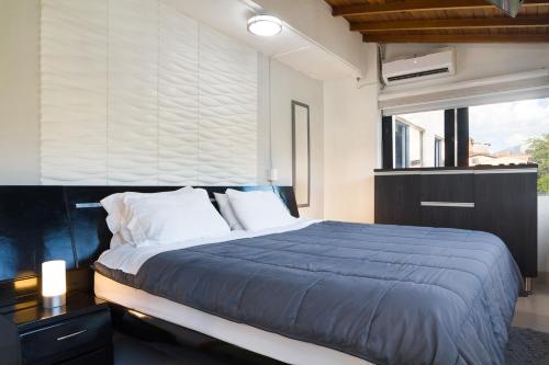 Studios Exito – Medellin, VT