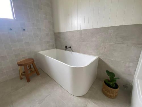 Luxury Farm Stay, Creek, Wildlife, Fire, Stars in Glen Innes