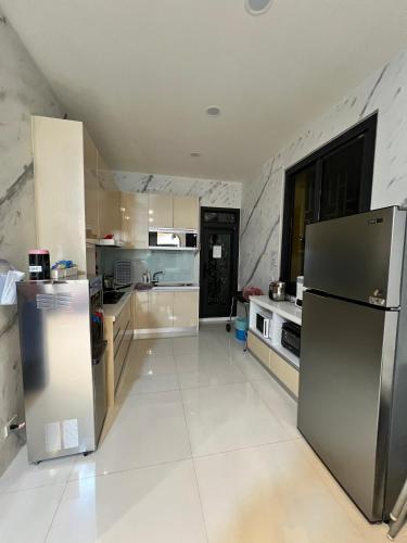 Kitchen, 花田葉舍二館 田尾包棟親子民宿 Huatian 2 in Tianwei Township