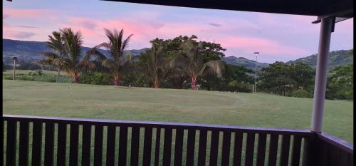 The Golfing Shepherd in バ