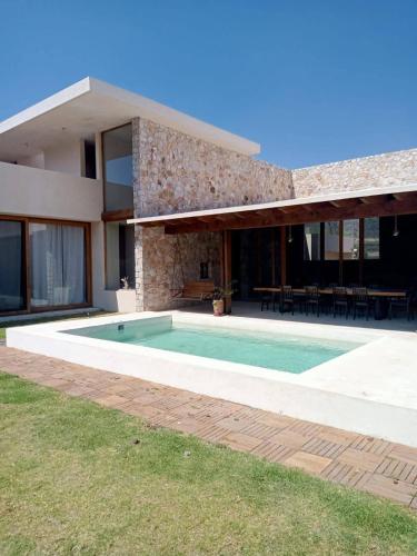 Casa Yazmin – khách sạn tại Milenio 3Ra Secc