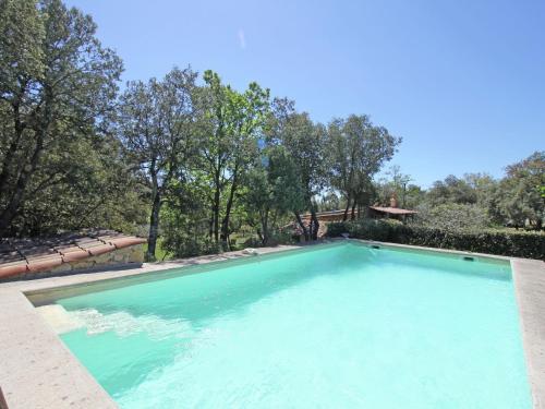 A characteristic detached house with swimming pool situated in a green and peaceful area gîte à louer Bois du Bessillon