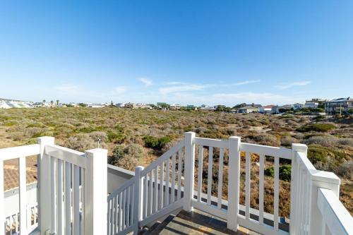 Yzer Drift Beach Escape 2 Bedroom 2 Bathroom Apartment in Yzerfontein